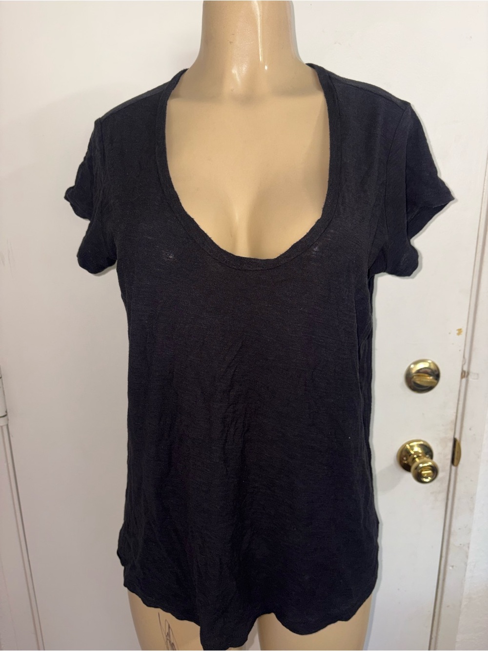 James Perse Women’s Deep Scoop Neck Lightweight Short Sleeve Black Top 3
